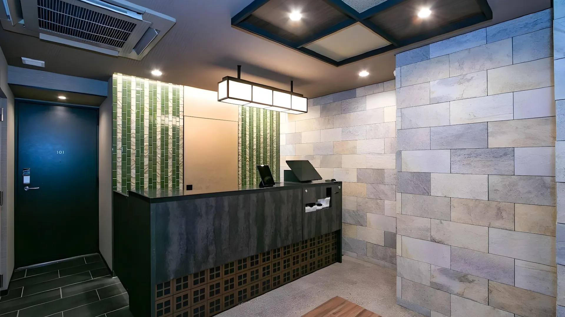 도쿄 / 동경 민 우에노 신오카치마치 5성급 호텔 외관