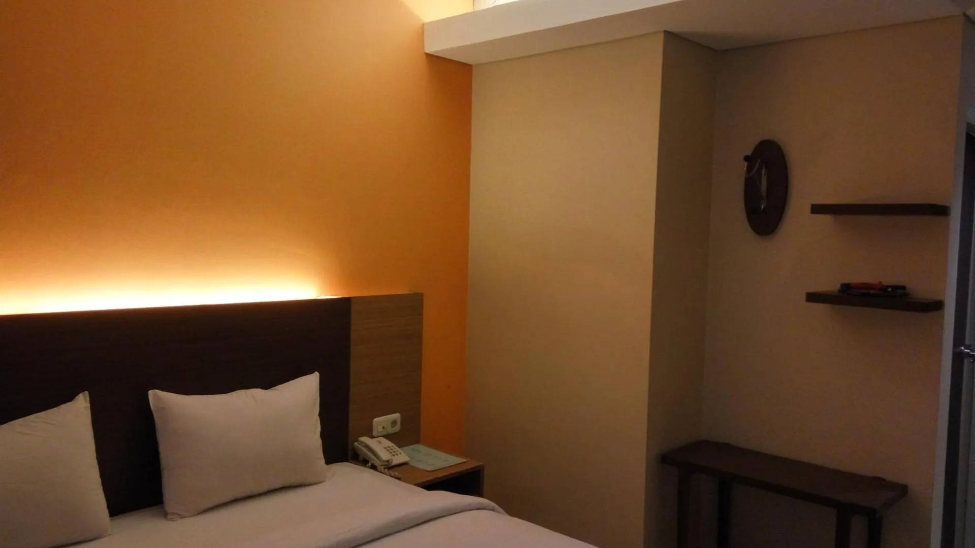 마카사르 Max Hotel 3성급 호텔 객실