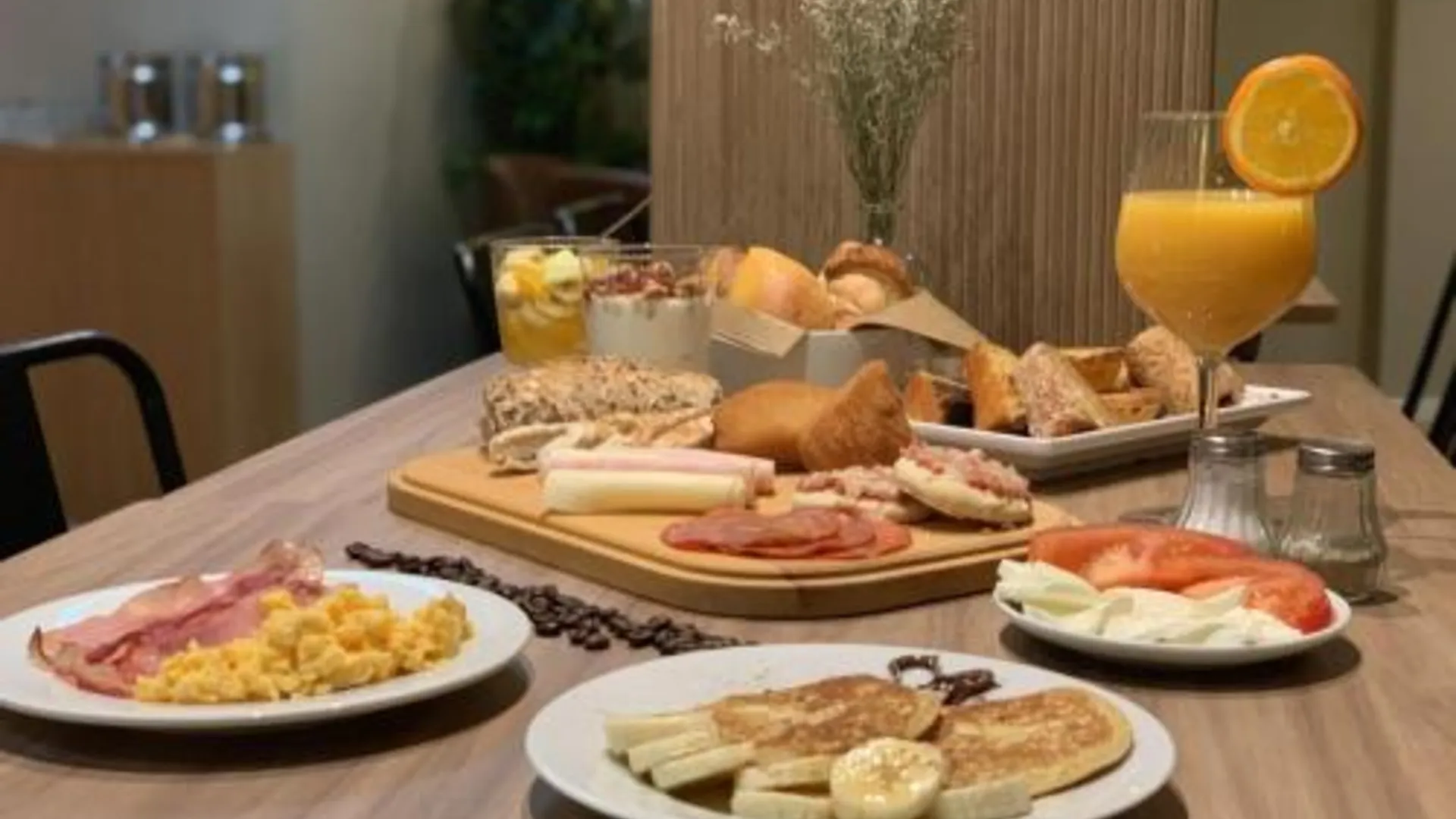 포르투 스팟 패밀리 아파트먼트 4성급 호텔 외관