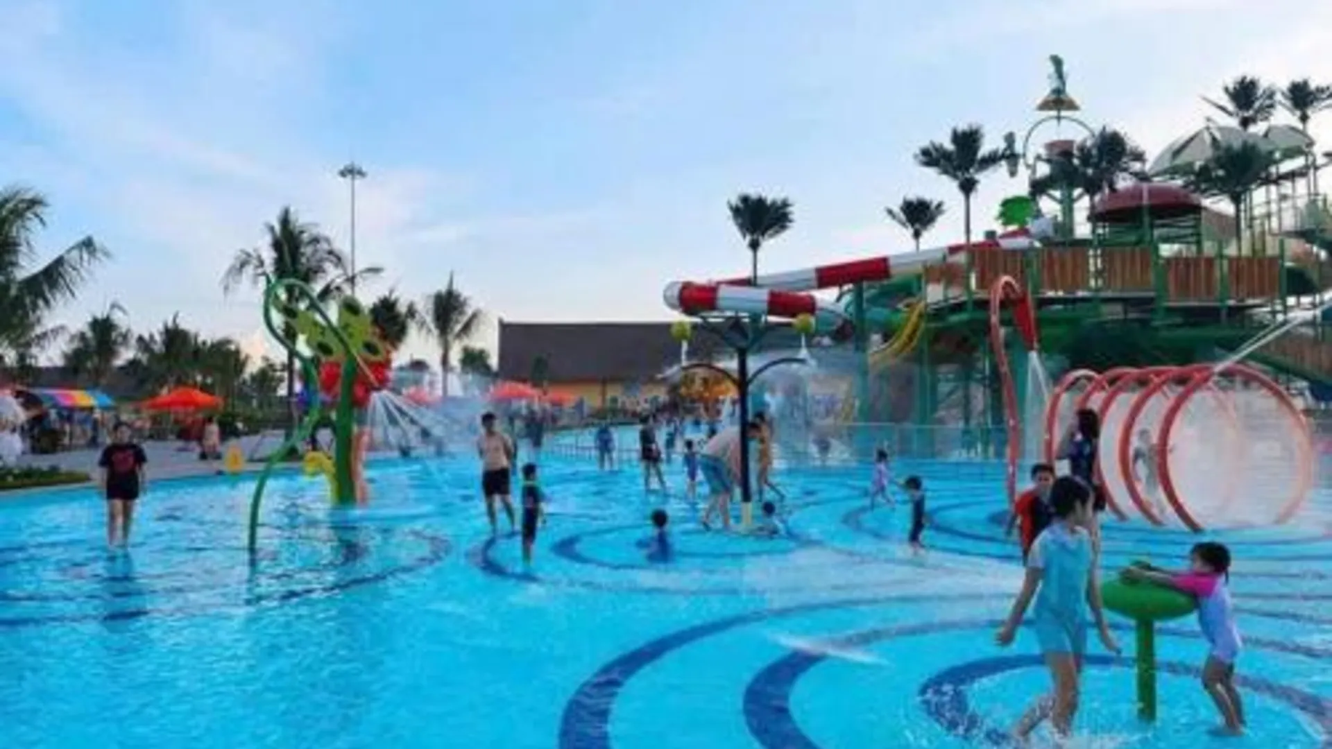 호치민 9군의 빌라 (126m², 침실 1개, 프라이빗 욕실 1개) 4성급 게스트하우스 로비