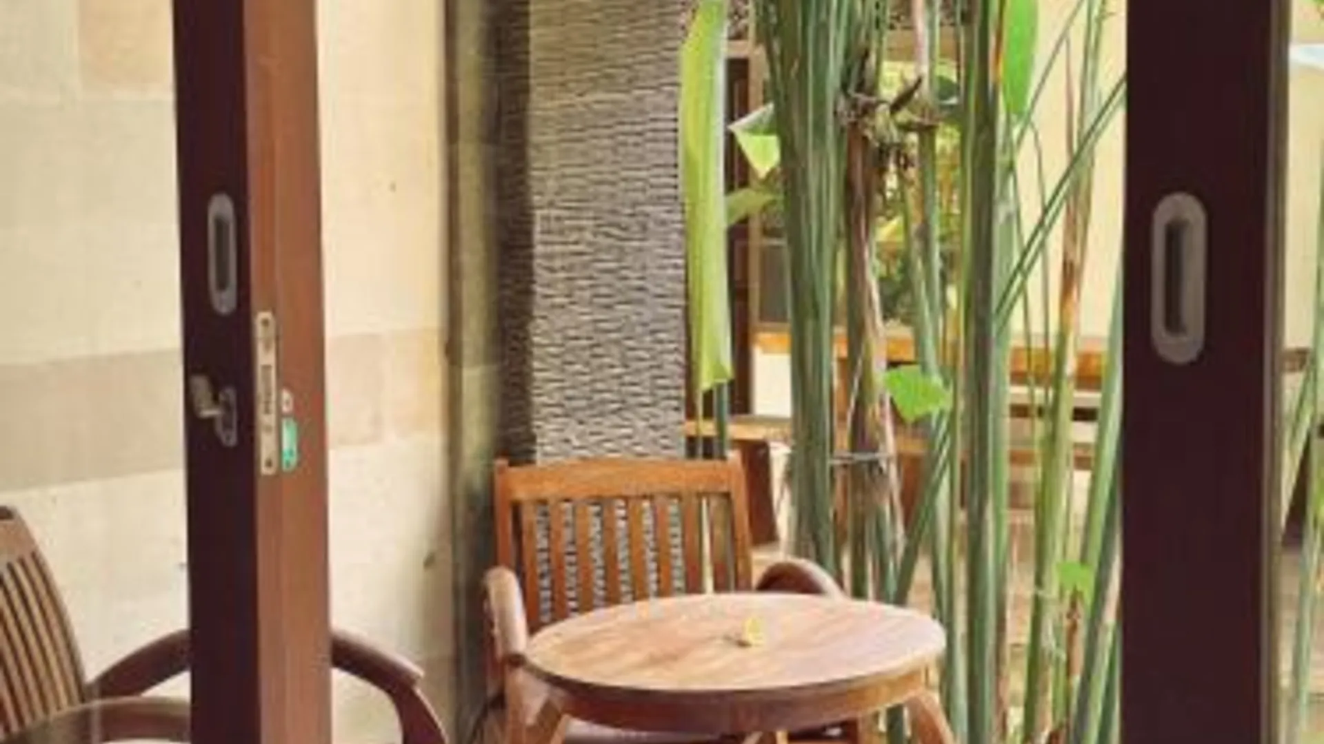 발리 Umah Belos 2성급 게스트하우스 로비