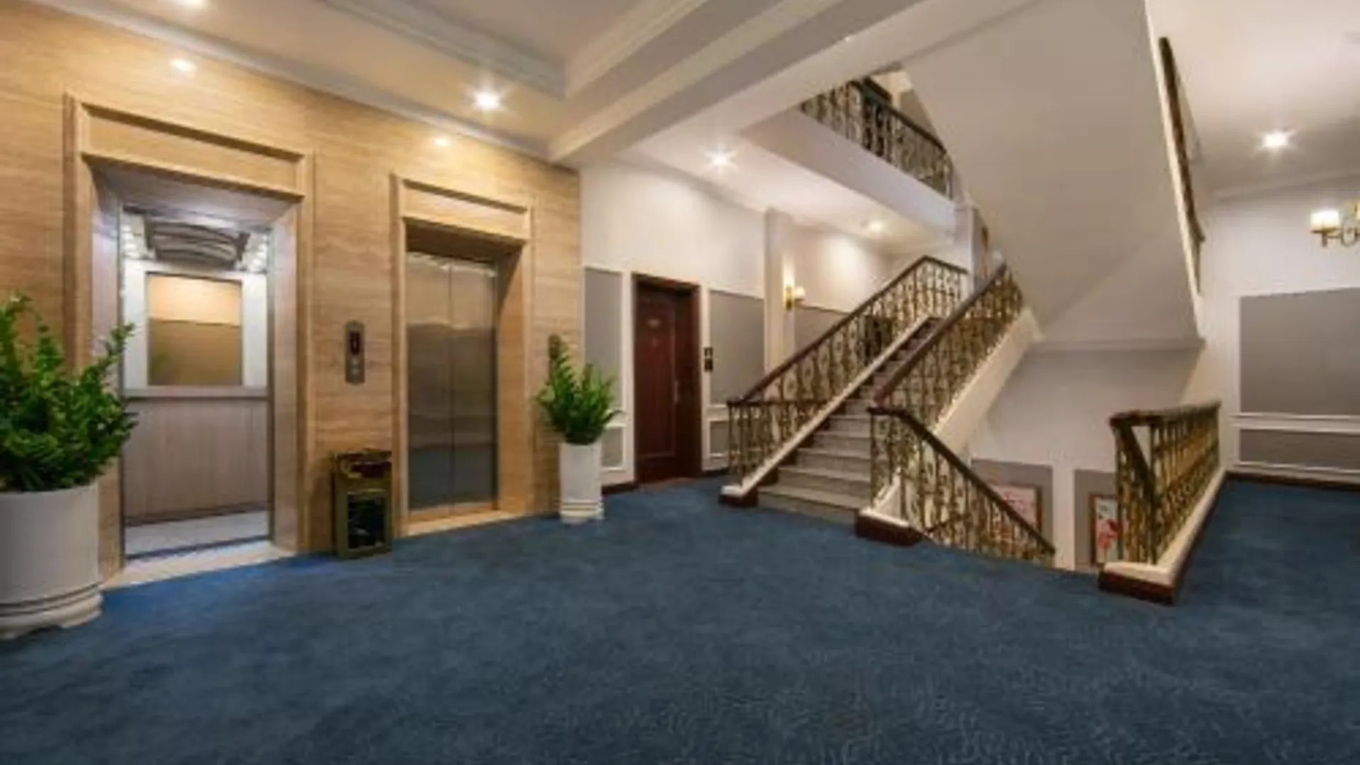 하노이 할라이스 호텔 4성급 호텔 수영장