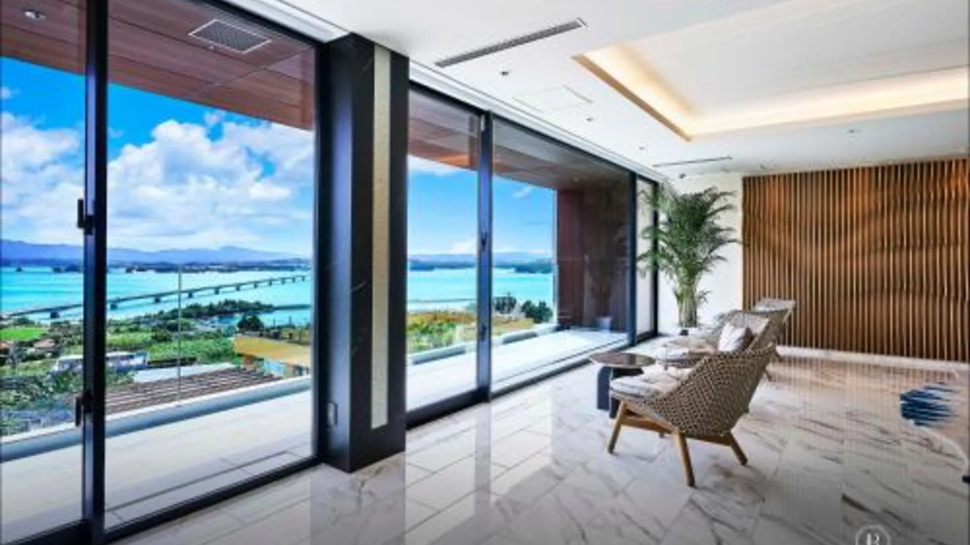 오키나와 본섬 바톤 스위트 오키나와 코우리지마 5성급 호텔 수영장