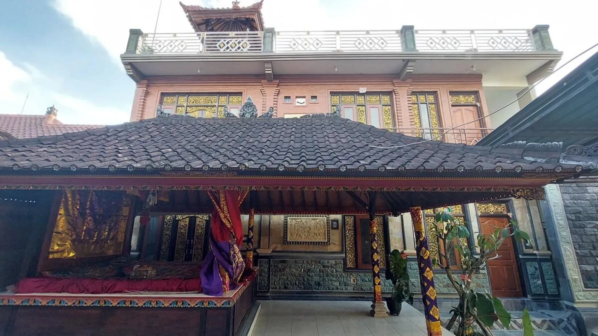 발리 Ariwigangga Guest House 2성급 게스트하우스 수영장