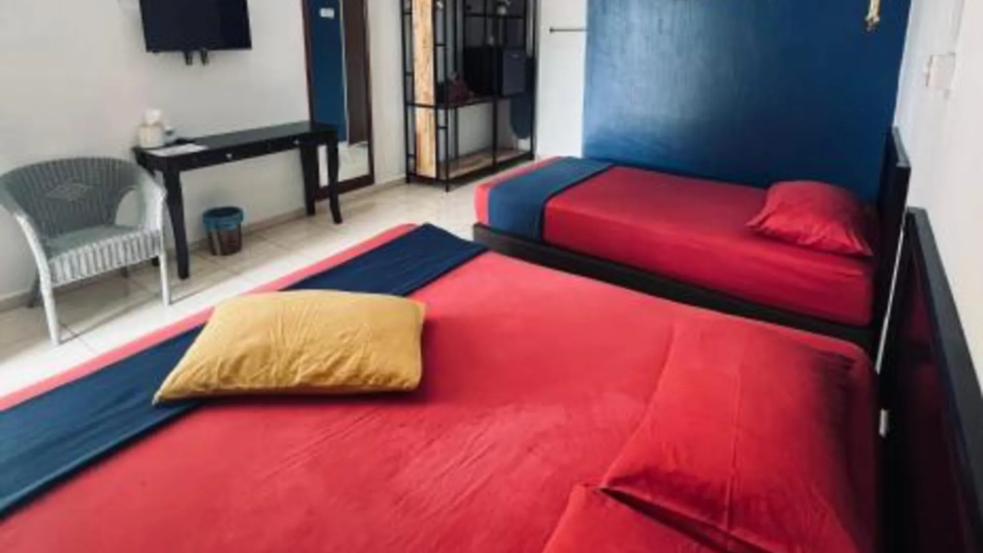 말라카 말라카 시내의 프라이빗 하우스 (9147m², 침실 6개, 프라이빗 욕실 7개) 3성급 게스트하우스 스위트룸