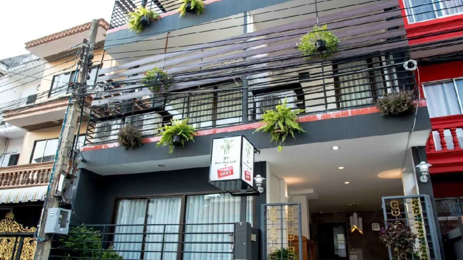 방콕 나인 플러스 로프트 (게스트 하우스) 2성급 호텔 외관