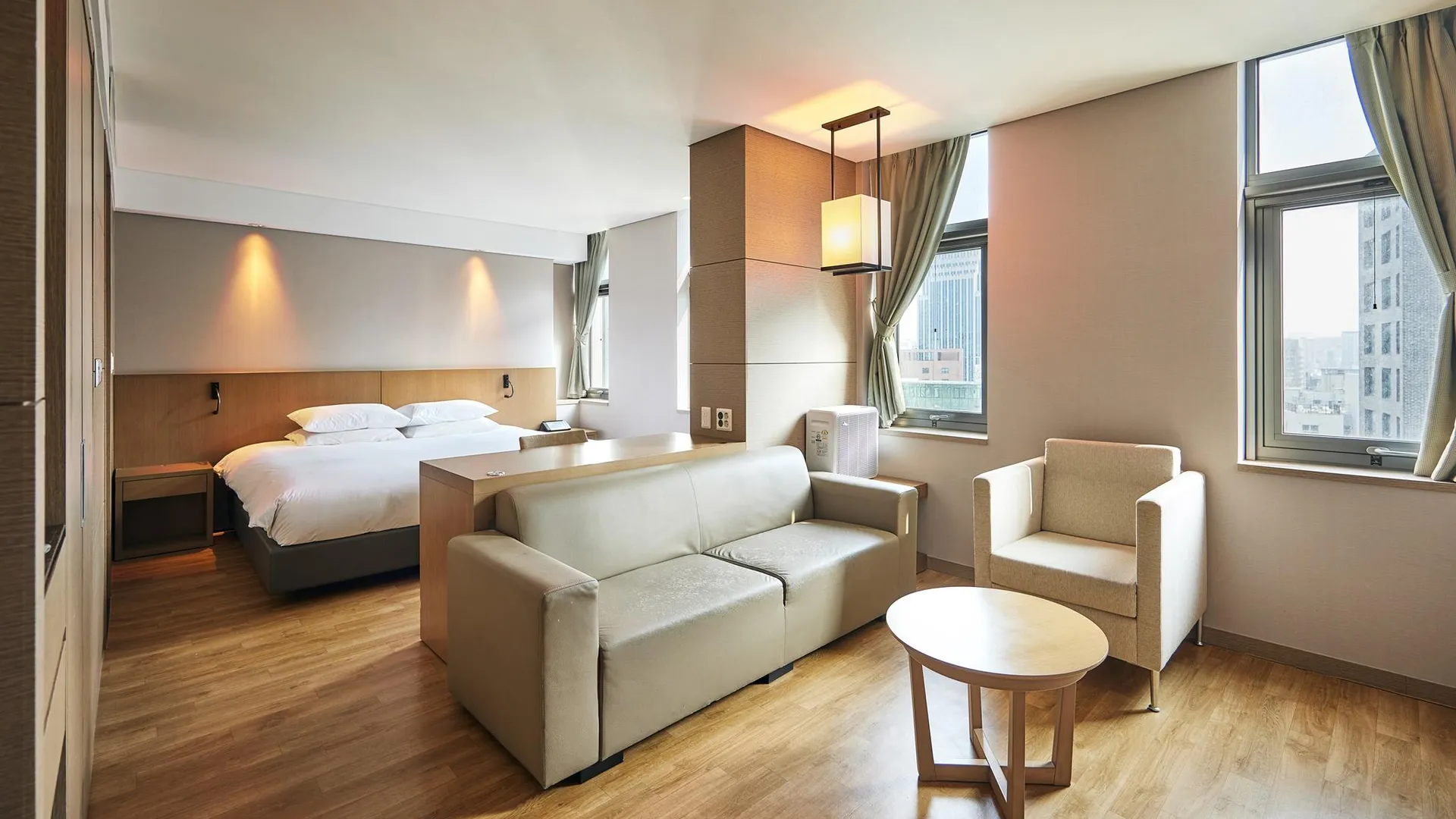 서울 메이플레이스 호텔 4성급 호텔 스위트룸