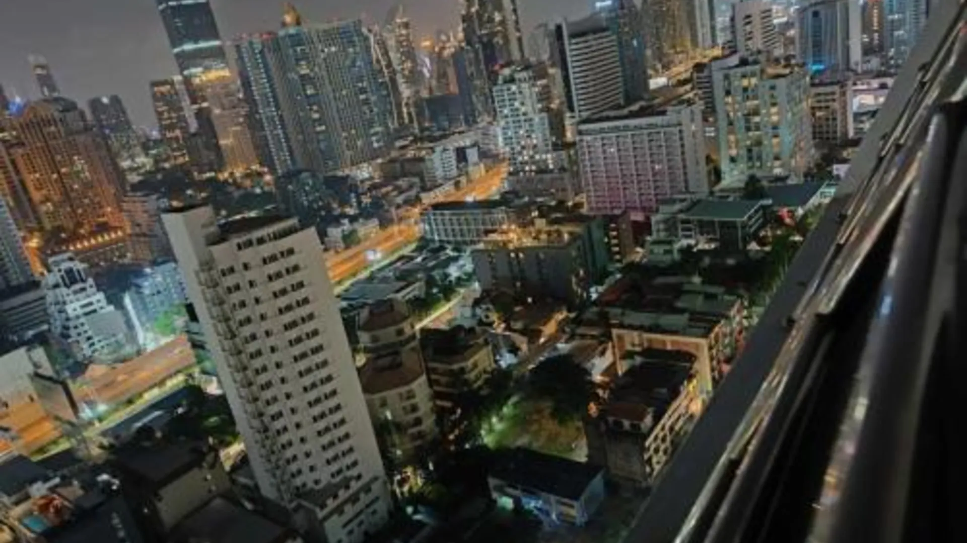 방콕 Spacious 1,2 & 3 Bedroom Serviced Apartments OMNI - Nana BTS 3성급 게스트하우스 객실