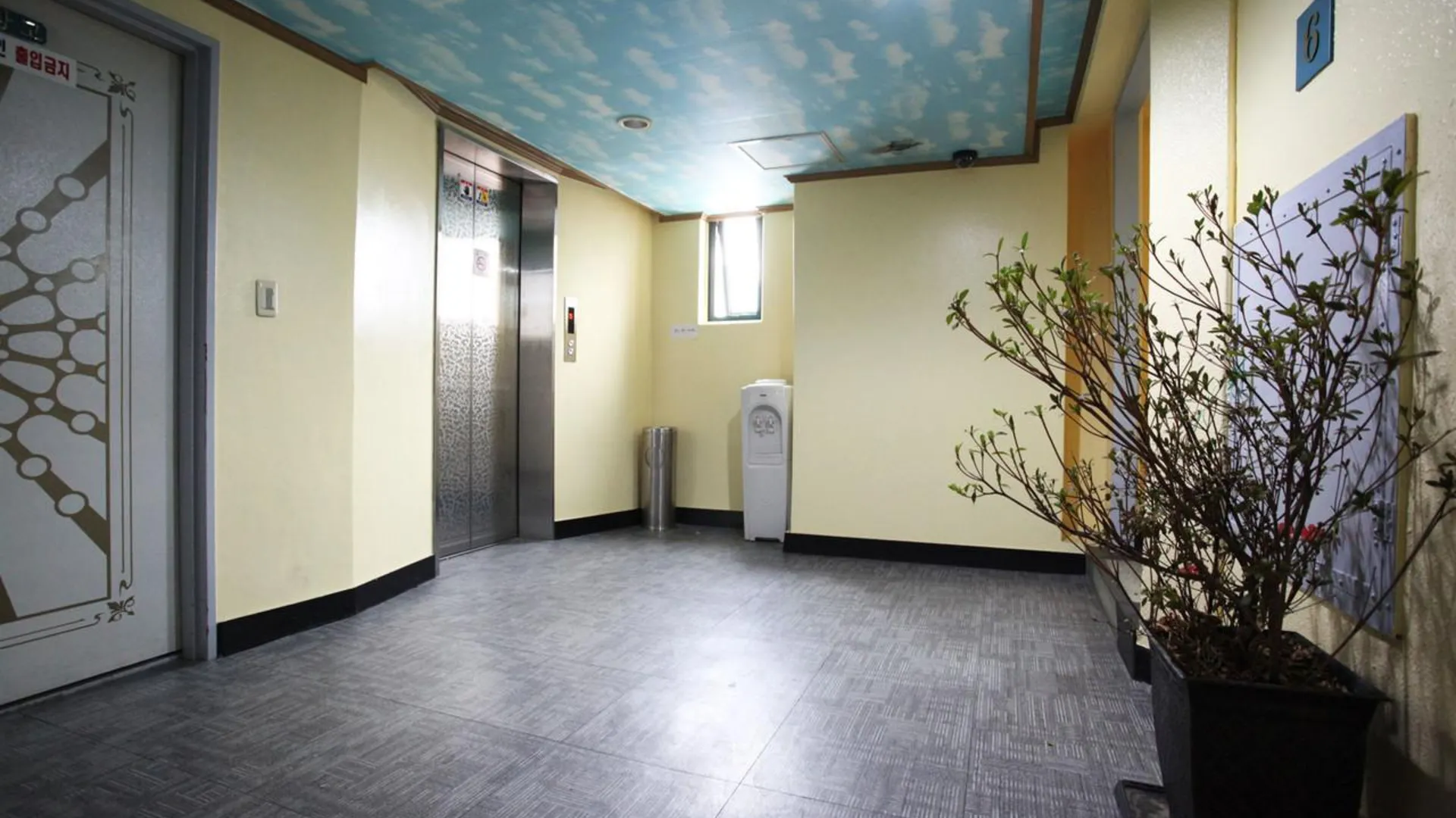 서울 청량리 동부 모텔 3성급 호텔 객실