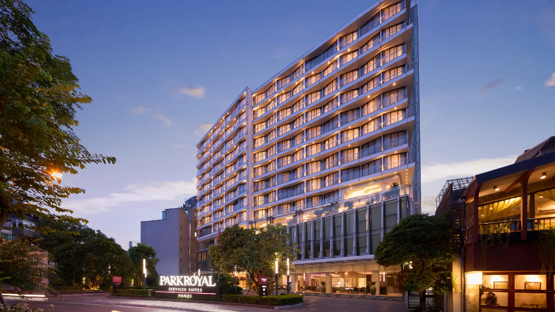 하노이 파크로열 서비스드 스위트 하노이 5성급 호텔 수영장