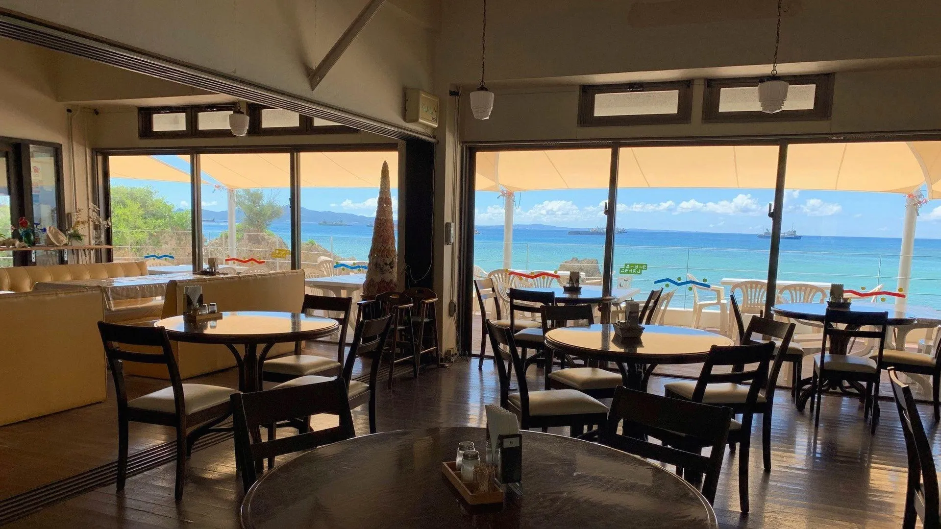 오키나와 본섬 호텔 앤 레스토랑 온 더 비치 루에 2성급 호텔 객실