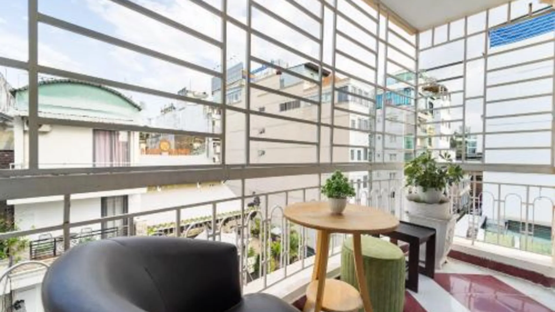 호치민 엘오라 - 부이비엔 워킹 스트리트 2성급 호텔 외관