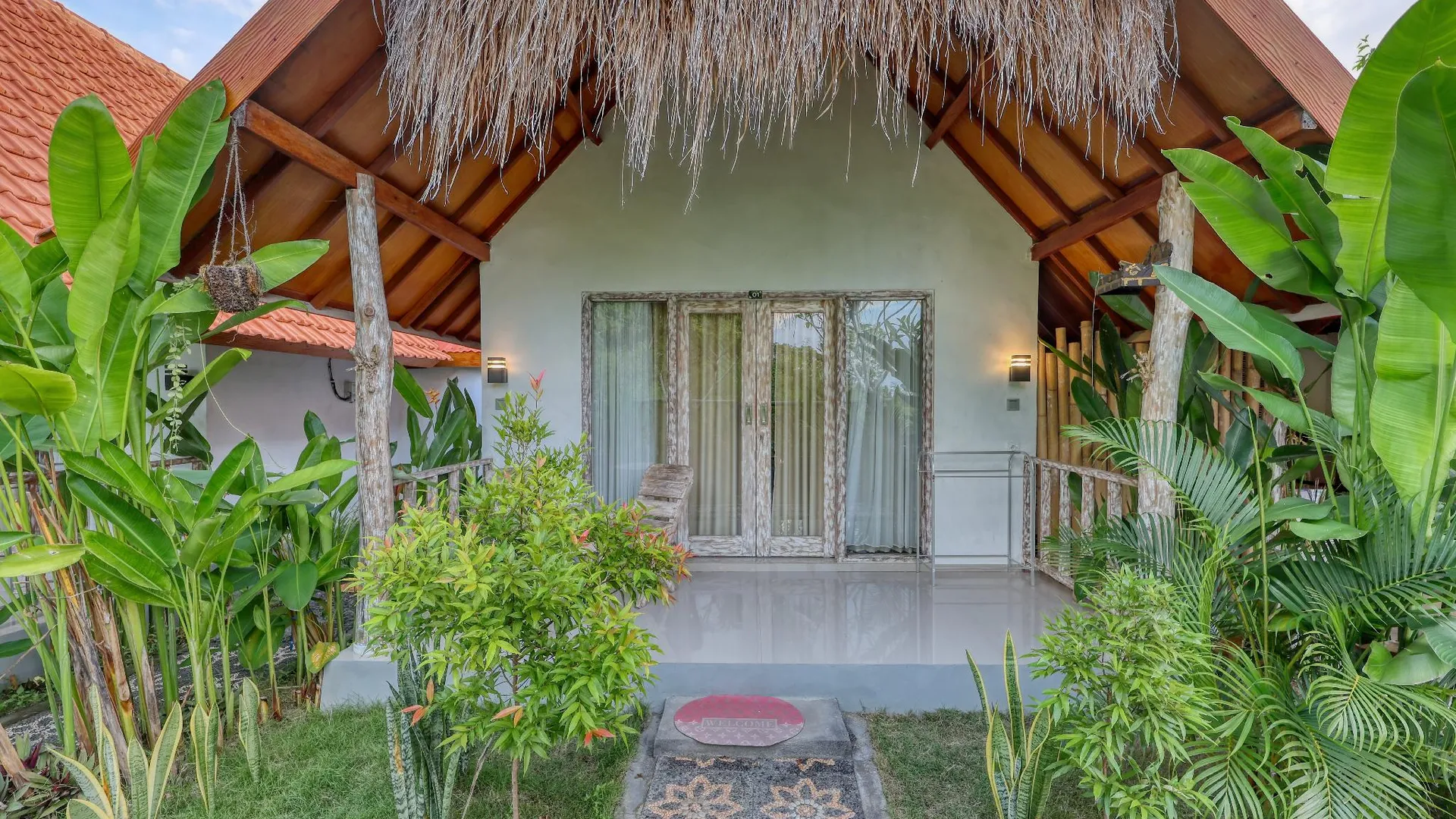 발리 카사바 페니다 코티지 3성급 호텔 외관