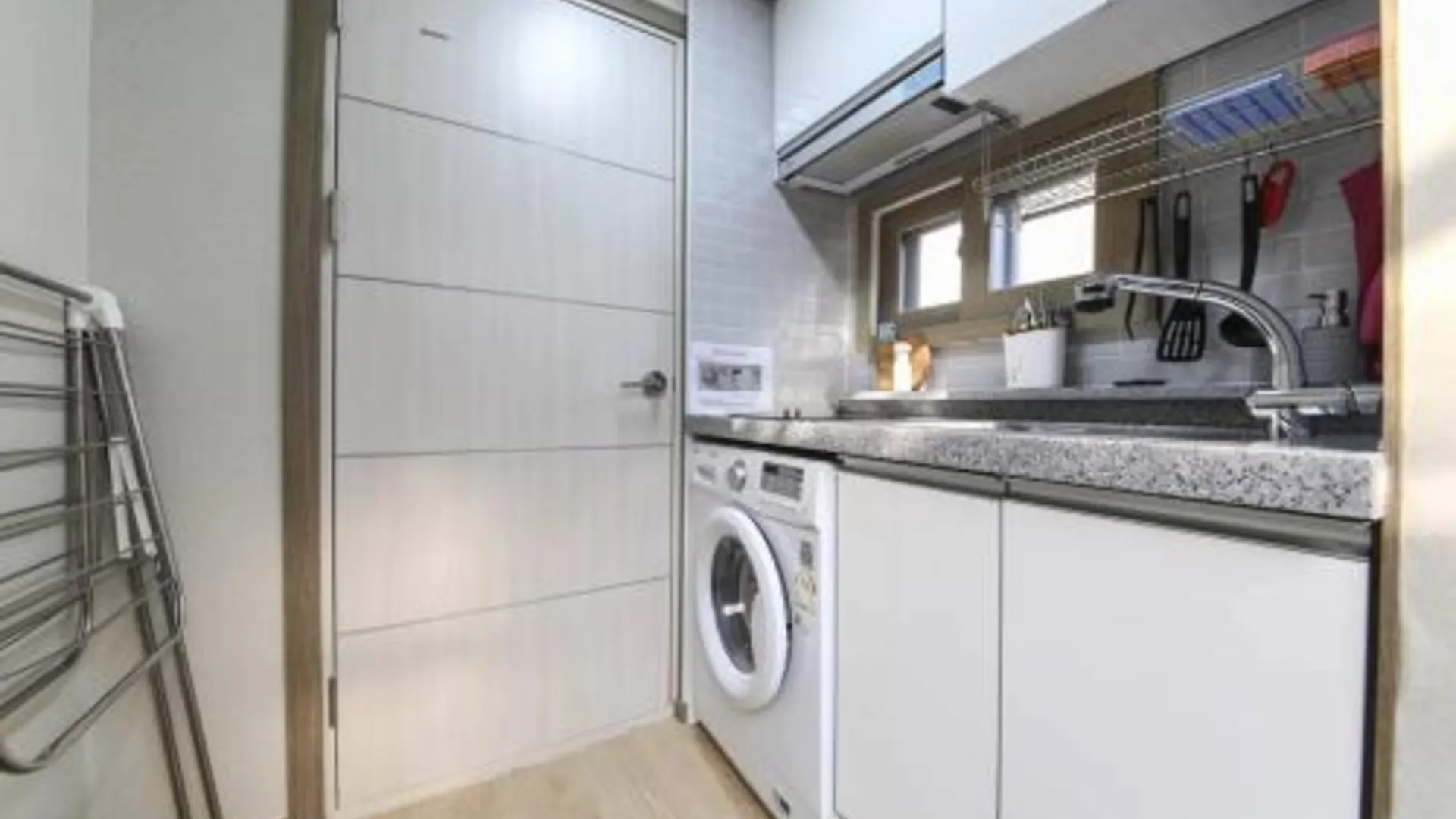 서울 R 게스트하우스 서울역 1성급 호텔 수영장