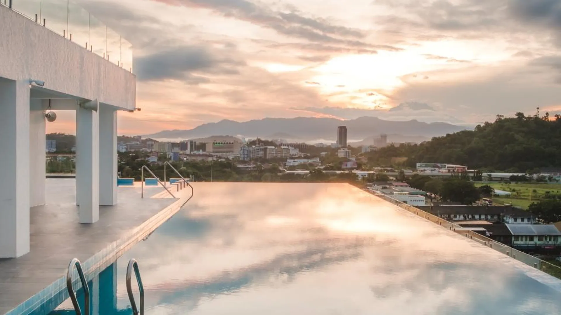 코타키나발루 더 아루 바이 아유호우즈 4성급 호텔 로비