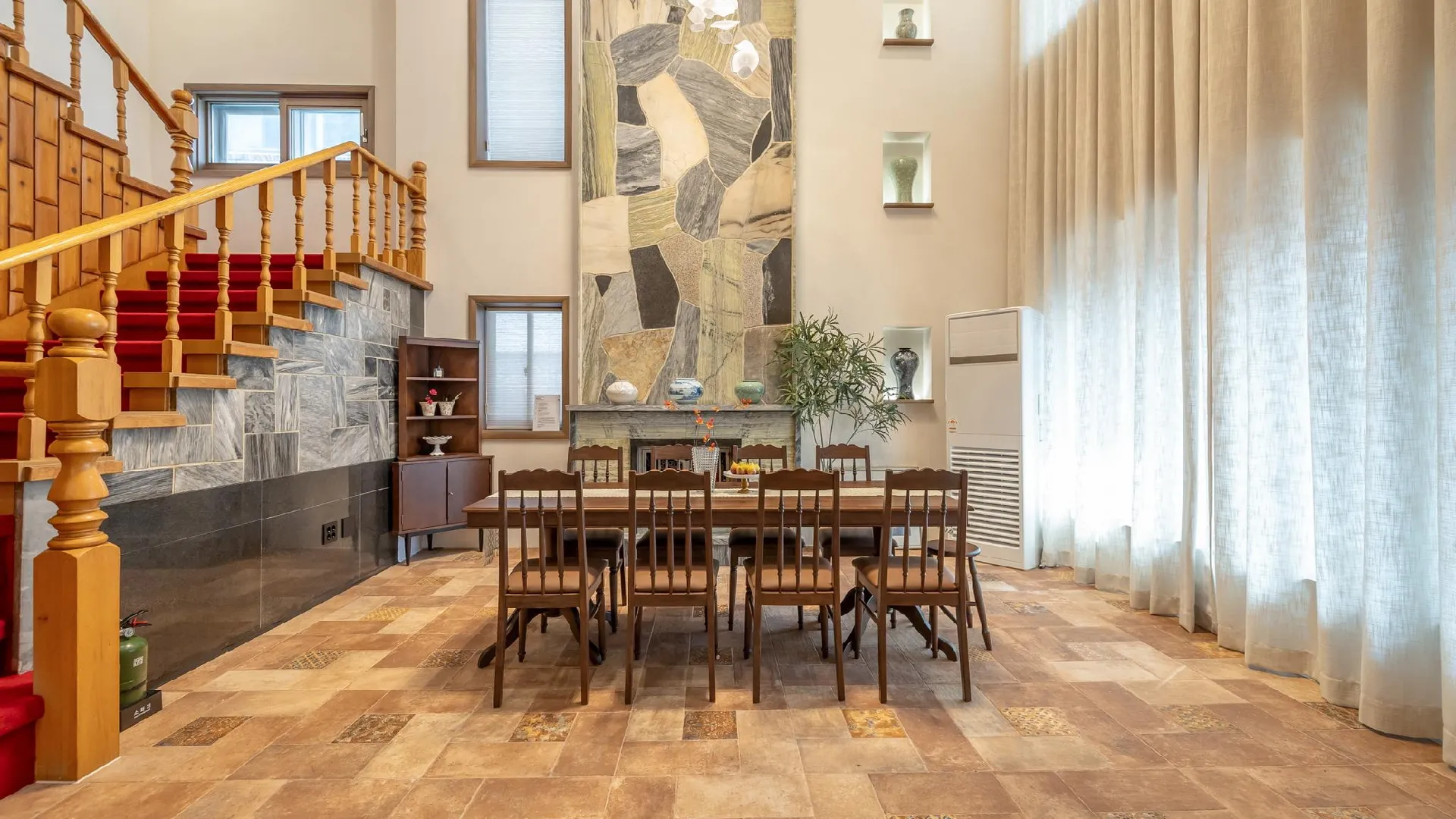 서울 익스테이 맨션 충무로 호텔 객실