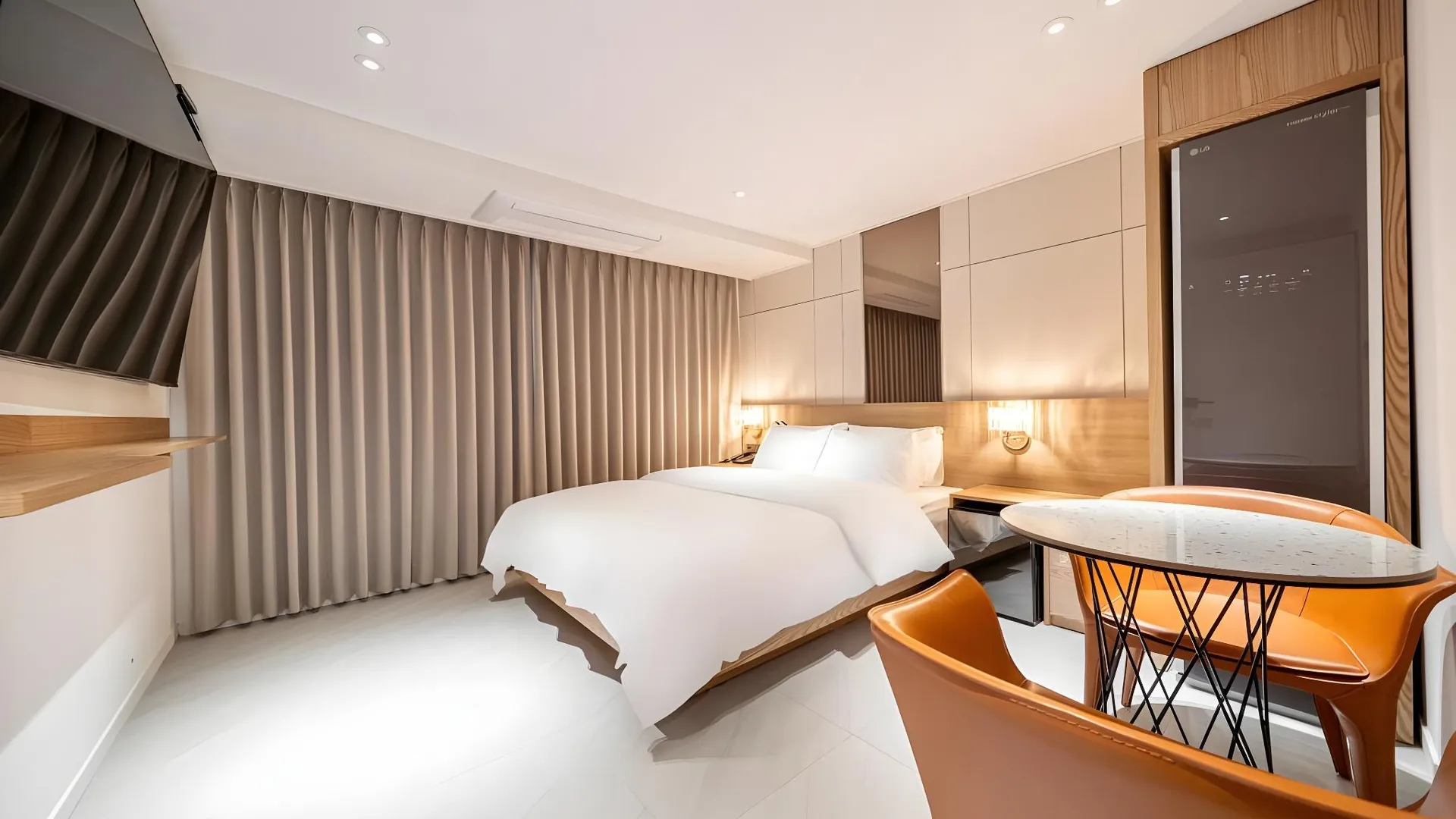 서울 신촌 브라운도트 신촌점 호텔 스위트룸