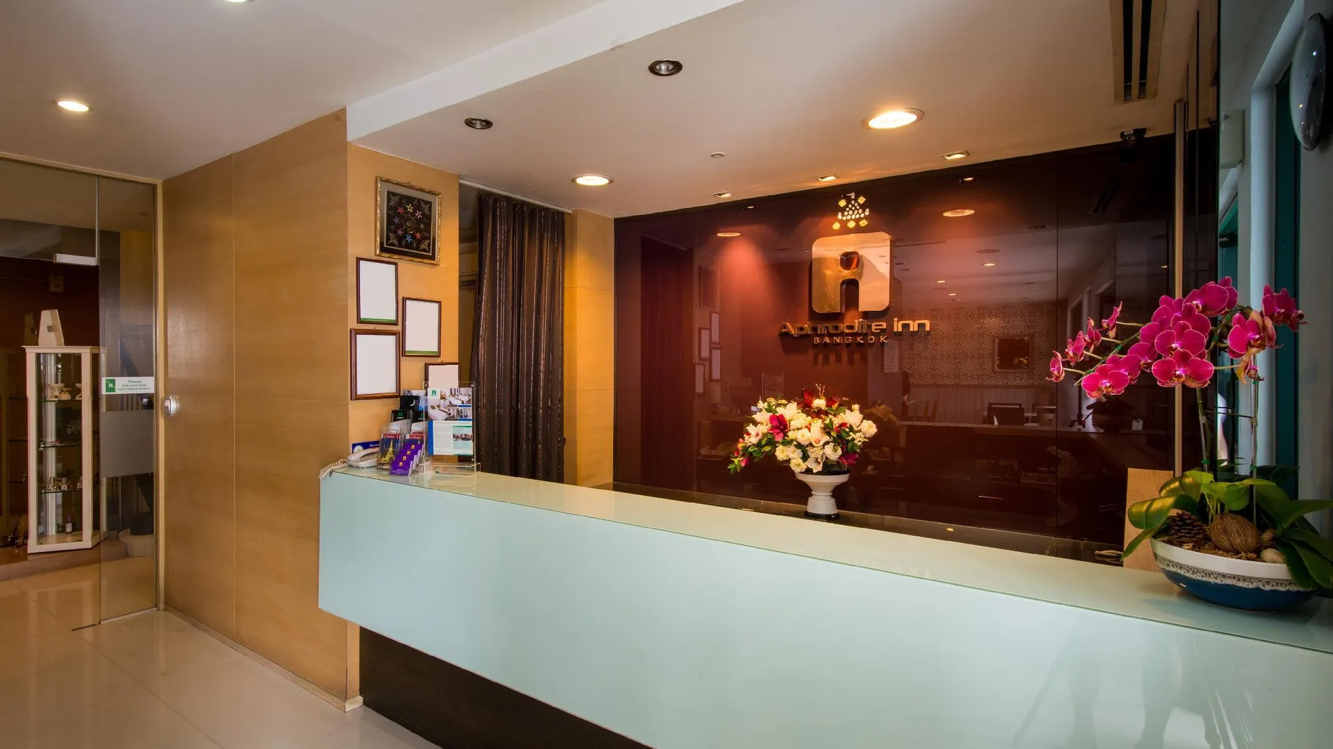 방콕 아프로디테 인 호텔 3성급 호텔 스위트룸