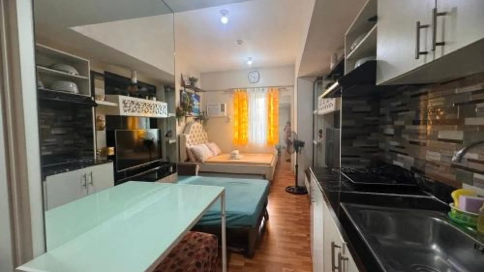 세부 럭사노스 콘도 플레이스- 선비다 타워 3성급 게스트하우스 전망