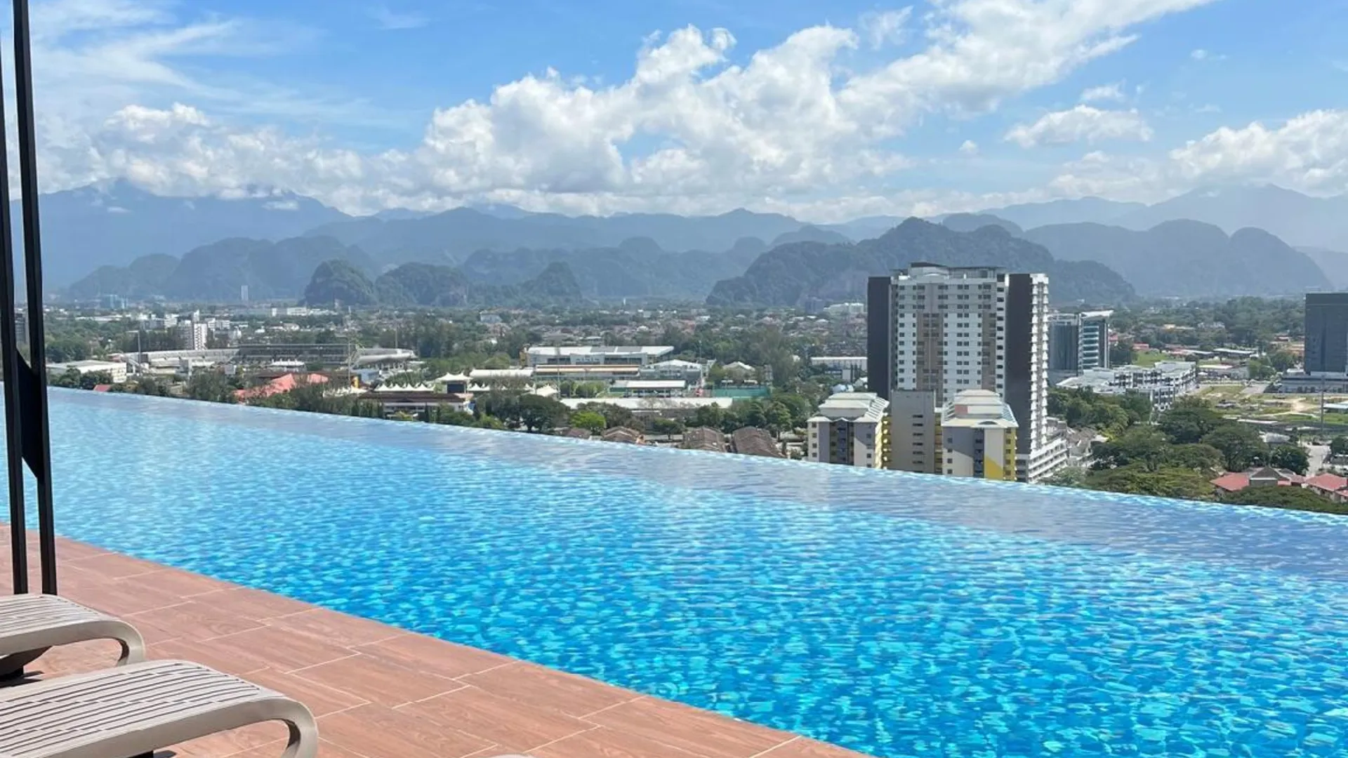 이포 캄풍 자와의 아파트먼트 (59m², 침실 2개, 프라이빗 욕실 1개) 4성급 싱글룸 전망