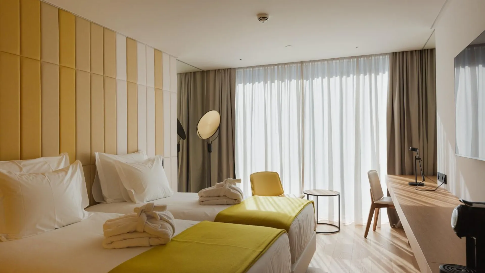 리스본 루멘 호텔 앤 더 리스본 라이트 쇼 4성급 호텔 스위트룸