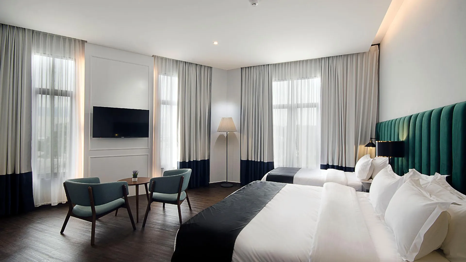 이포 팜 호텔 이포 3성급 호텔 스위트룸