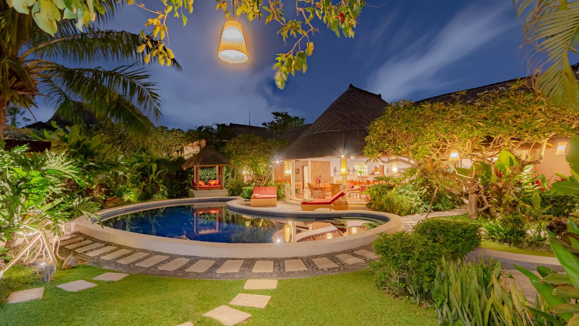 발리 발리 아카사 빌라 4성급 호텔 스위트룸