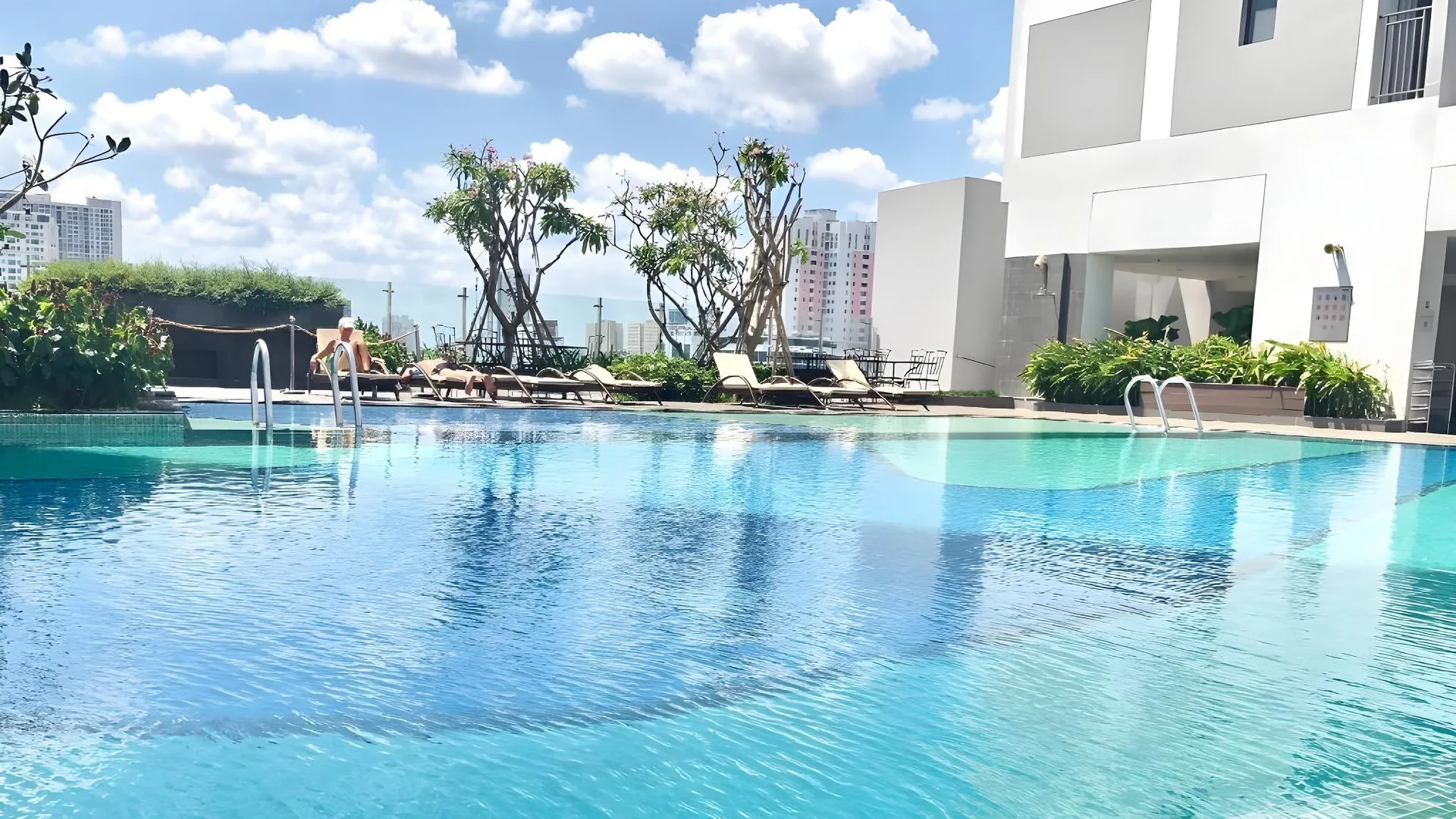 호치민 4군의 아파트먼트 (40m², 침실 1개, 프라이빗 욕실 1개) 2성급 싱글룸 전망