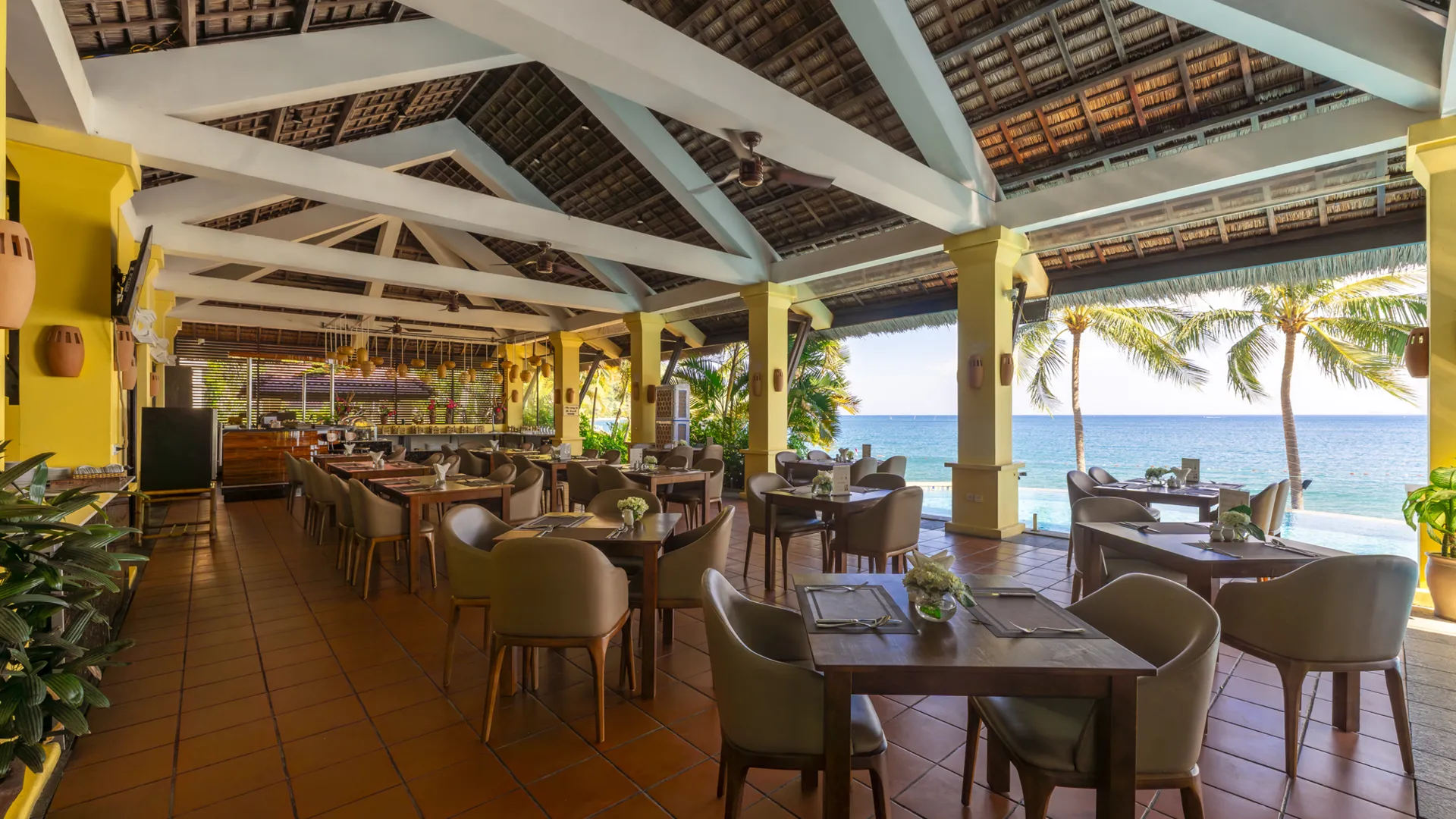 다낭 손 트라 리조트 앤 스파 다낭 4성급 호텔 수영장