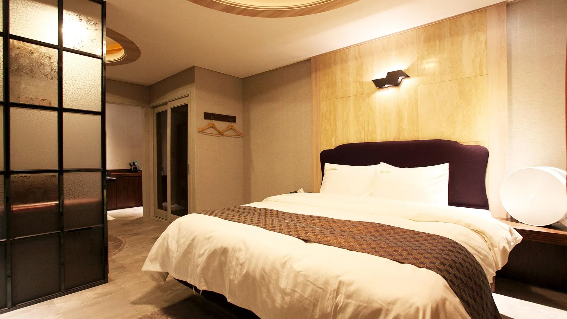 서울 자딘호텔 2성급 호텔 스위트룸