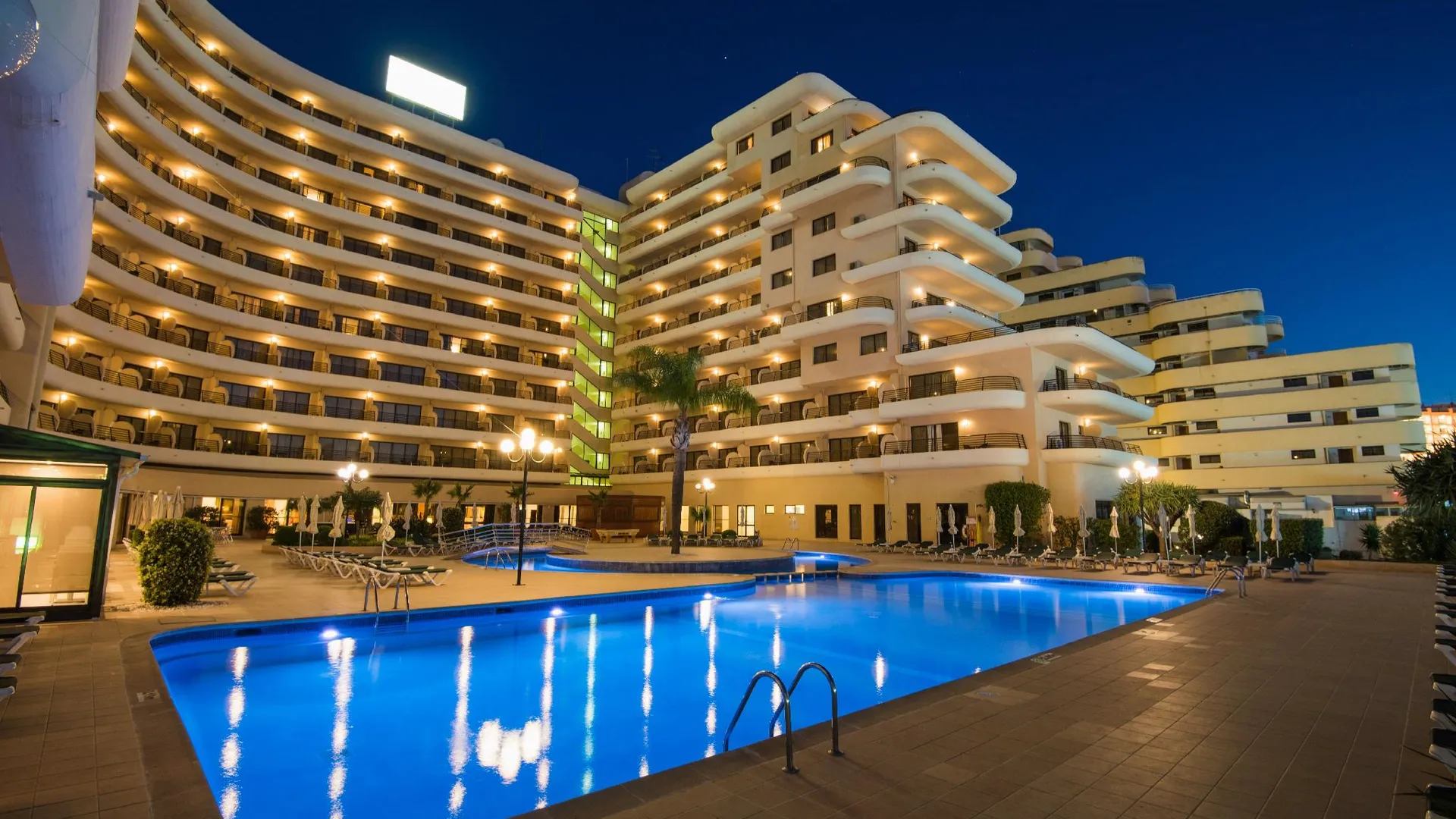 빌라무라 빌라 갈레 마리나 호텔 4성급 호텔 로비