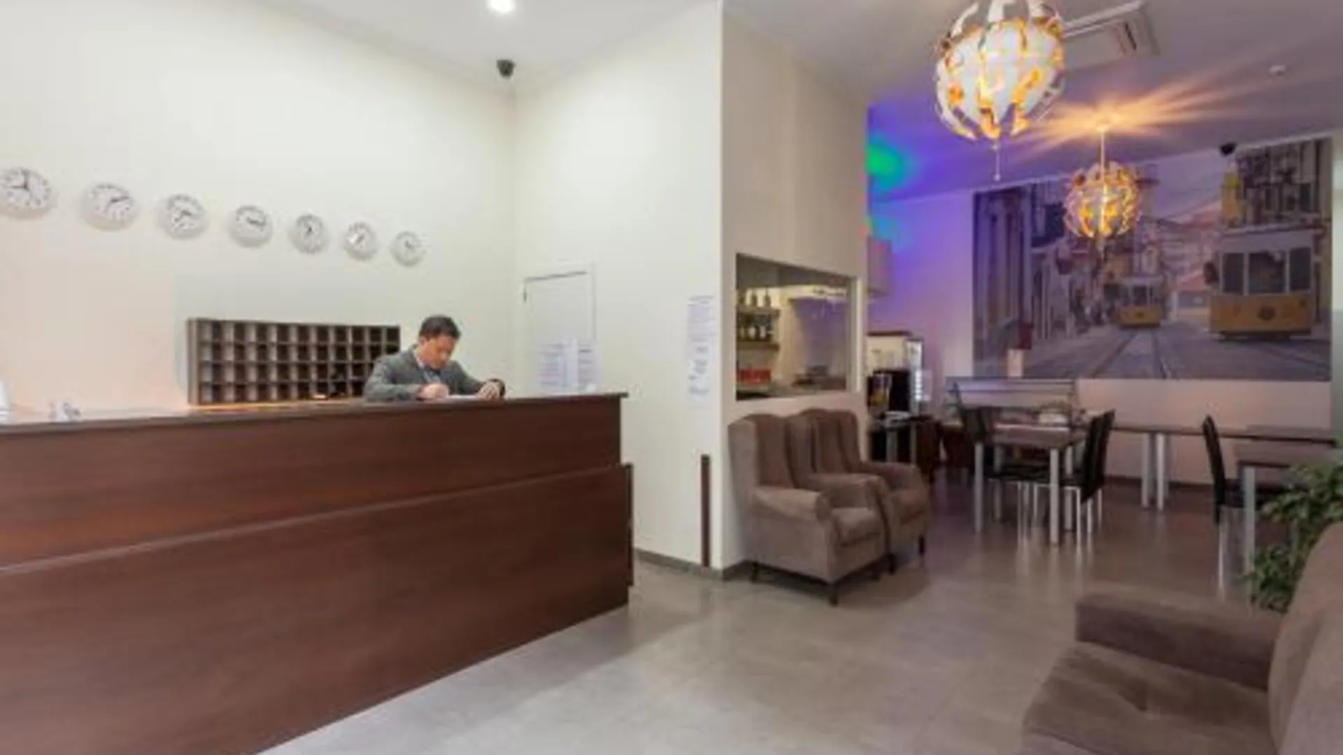 리스본 우니베르소 로만티코 3성급 호텔 로비