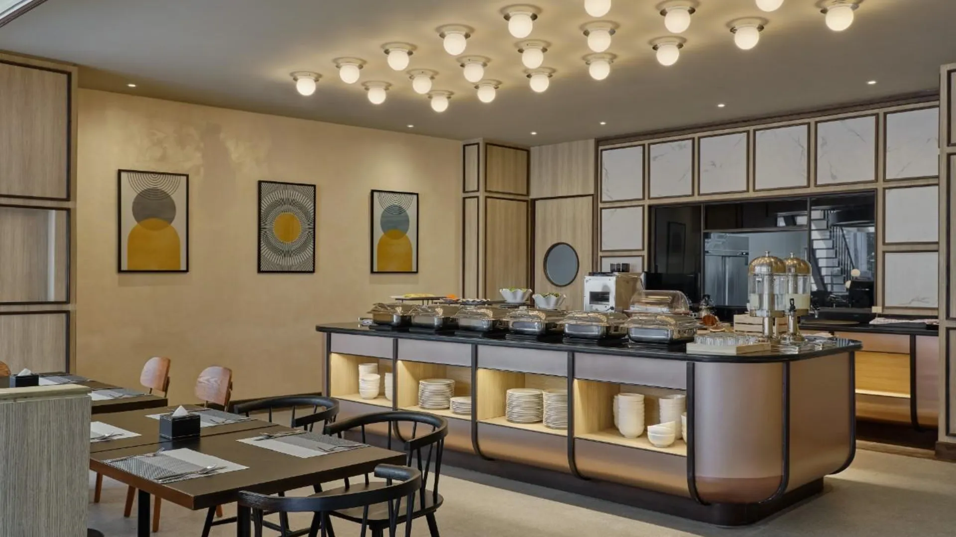 방콕 더 쿼터 온눗 바이 UHG 4성급 호텔 레스토랑