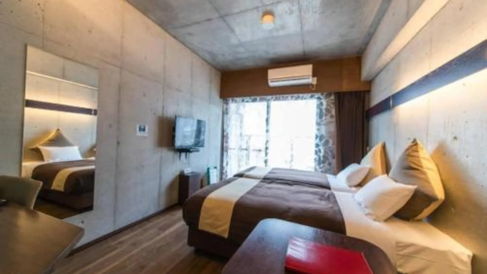 오키나와 본섬 콘도미니오 마키시 아네소 2성급 호텔 전망