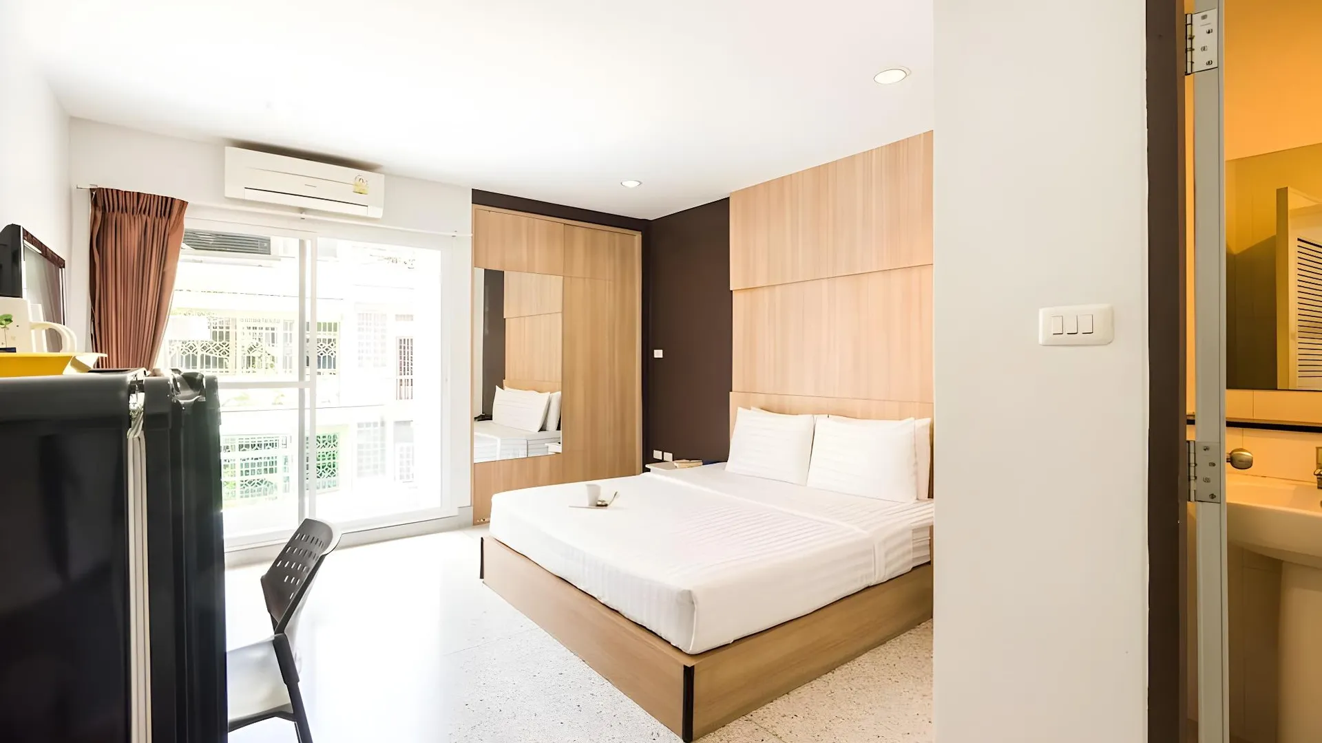 방콕 더 피프스 레지던스 호텔 3성급 호텔 스위트룸