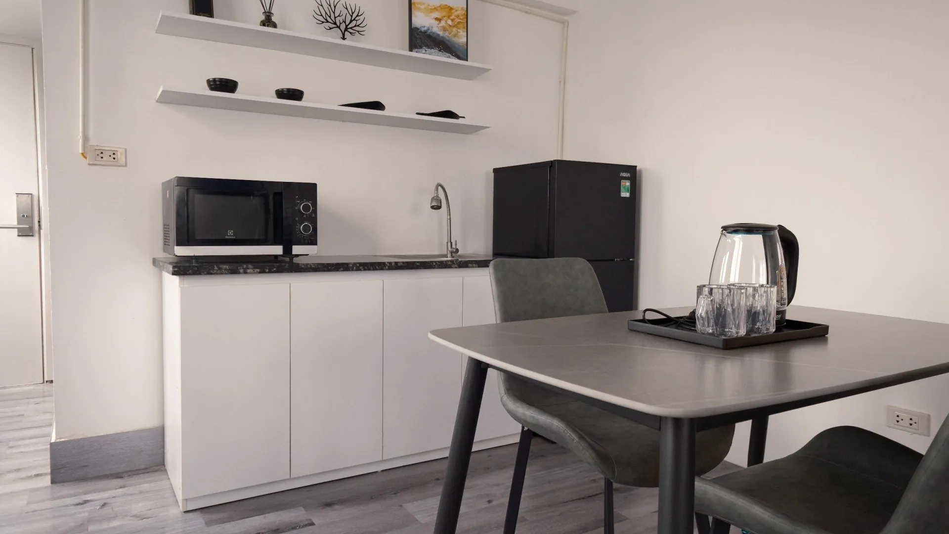 하노이 아틀란티스 아파트먼트 응우옌타이혹 5성급 호텔 수영장