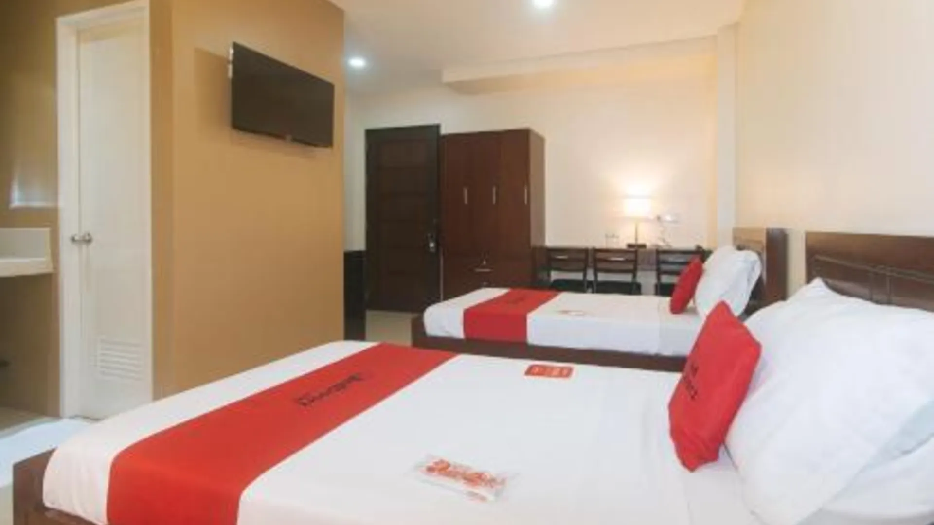 세부 레드도어즈 앳 누셀 1성급 호텔 스위트룸