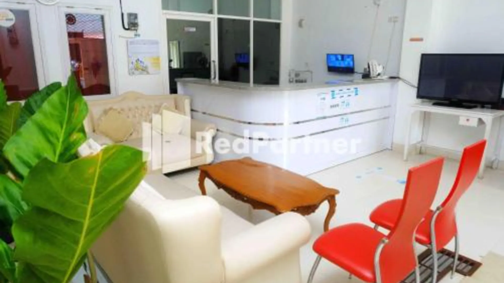 마카사르 Fortuner Homestay Syariah Makassar Mitra RedDoorz 2성급 게스트하우스 외관