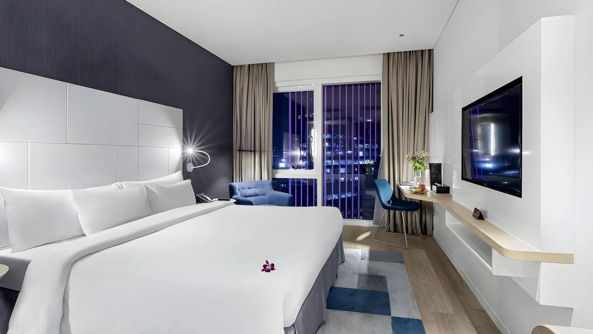 호치민 리버티 센트럴 사이공 리버사이드 호텔 4성급 호텔 전망