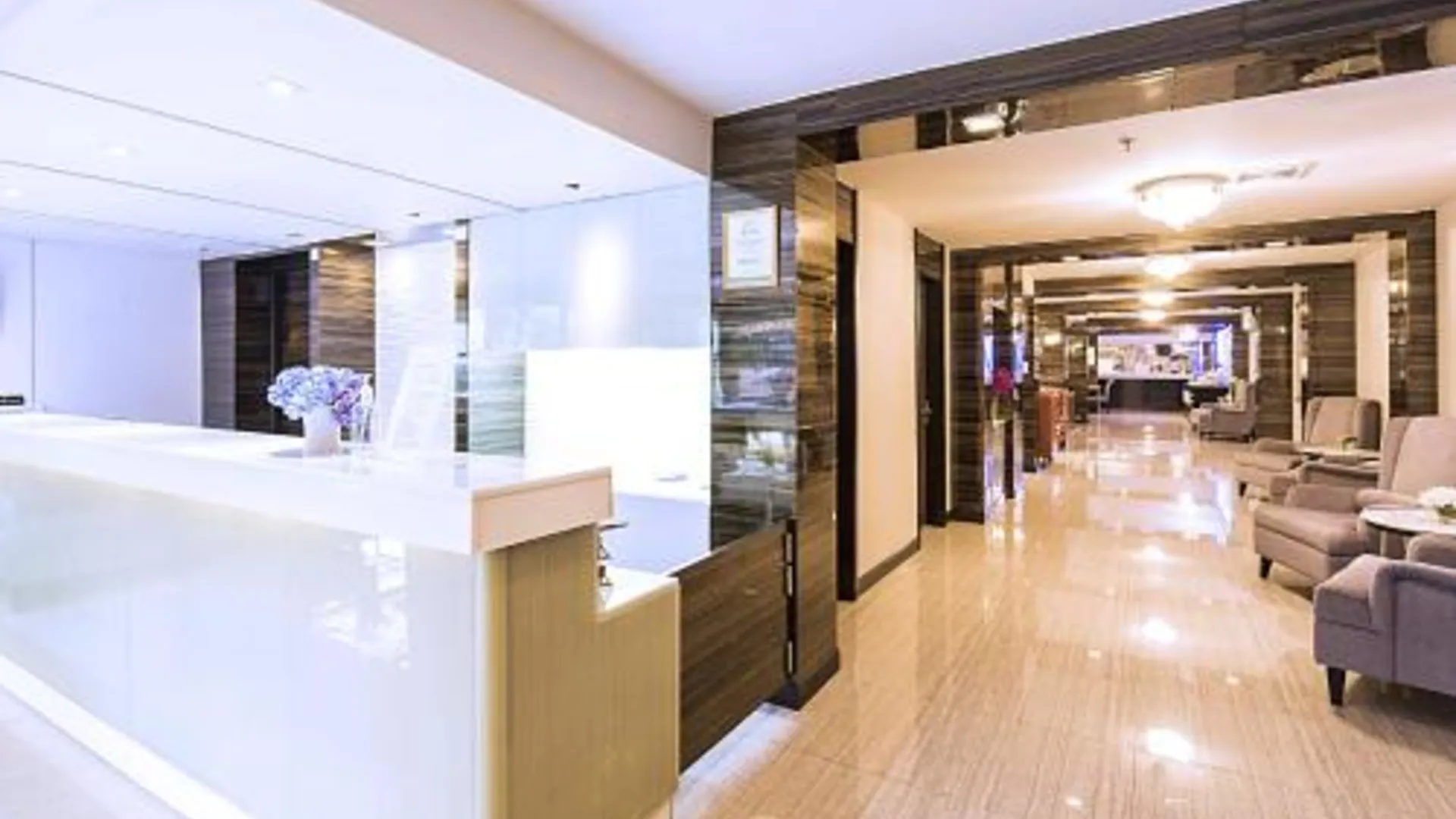 방콕 애스펜 스위트 호텔 수쿰빗 2 방콕 4성급 호텔 외관