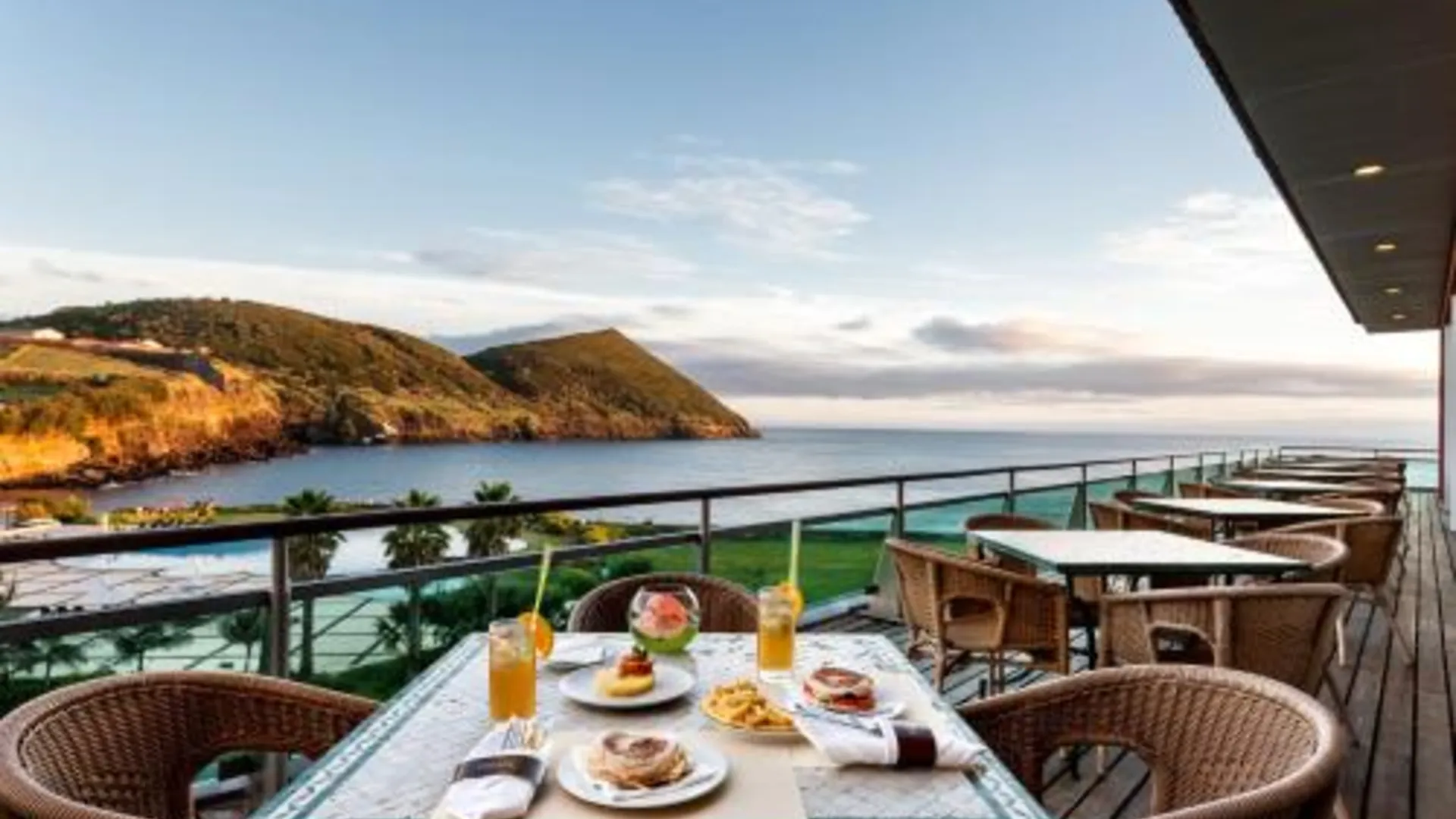 앙그라 두 에루이스무 테르세이라 마르 호텔 4성급 호텔 외관