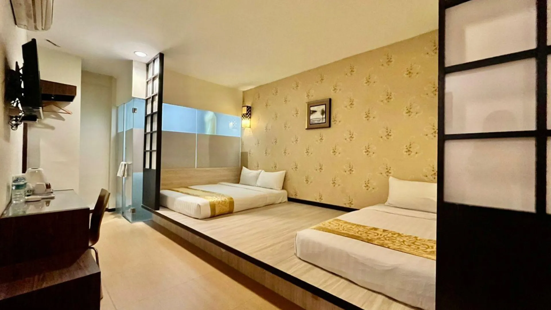 조호바루 / 조호르바루 에이트 데이즈 부티크 호텔 - 임피안 에마스 2성급 호텔 스위트룸