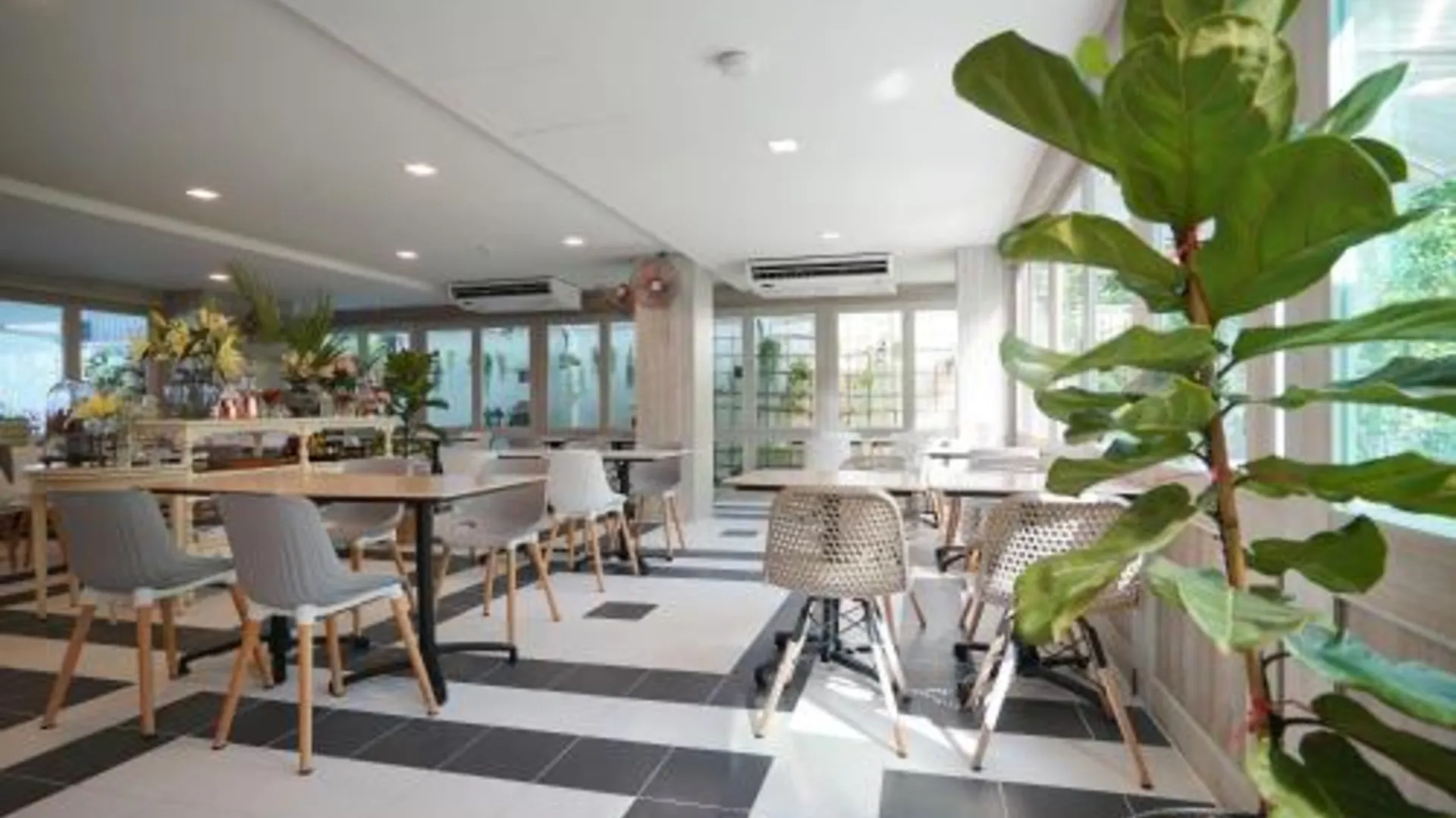 방콕 더 큐브 피프티 호텔 3성급 호텔 스위트룸