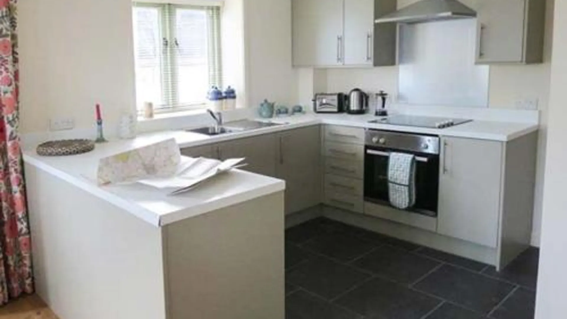 클레오버리 모티머 Ham's House 3성급 싱글룸 수영장