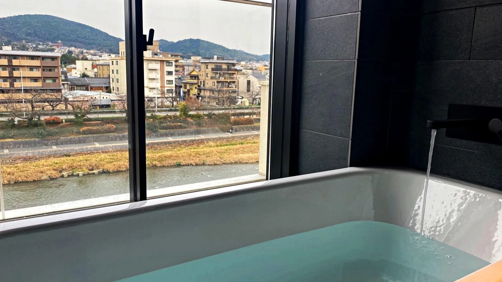 교토 SGR Kamogawa 4성급 호텔 로비