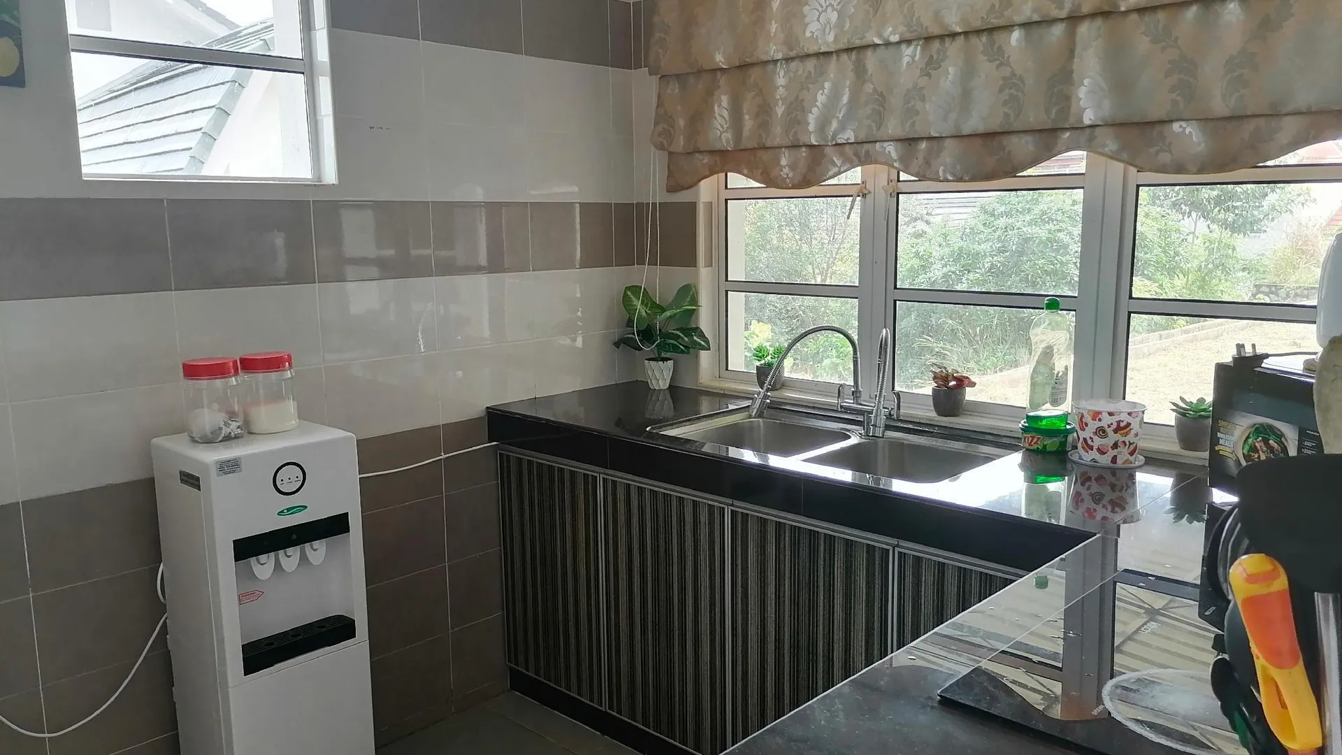 말라카 아에르 크로의 방갈로 (1054m², 침실 5개, 프라이빗 욕실 3개) 3성급 싱글룸 객실