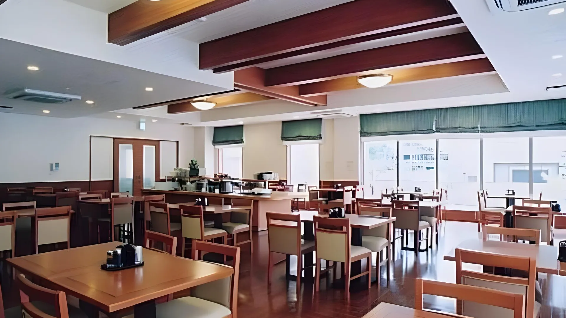 오키나와 본섬 호텔 루트 인 나고 3성급 호텔 외관