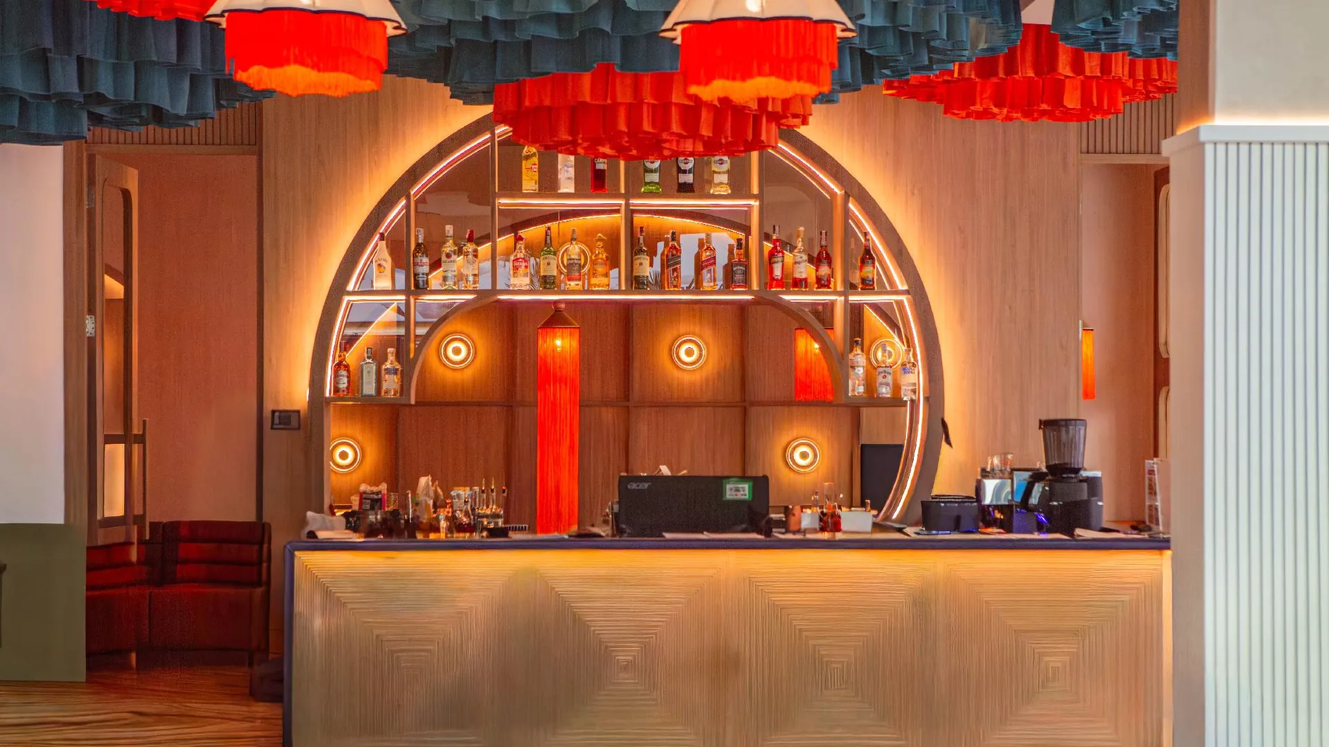 푸켓 더 랜턴 리조트 파통 4성급 호텔 레스토랑