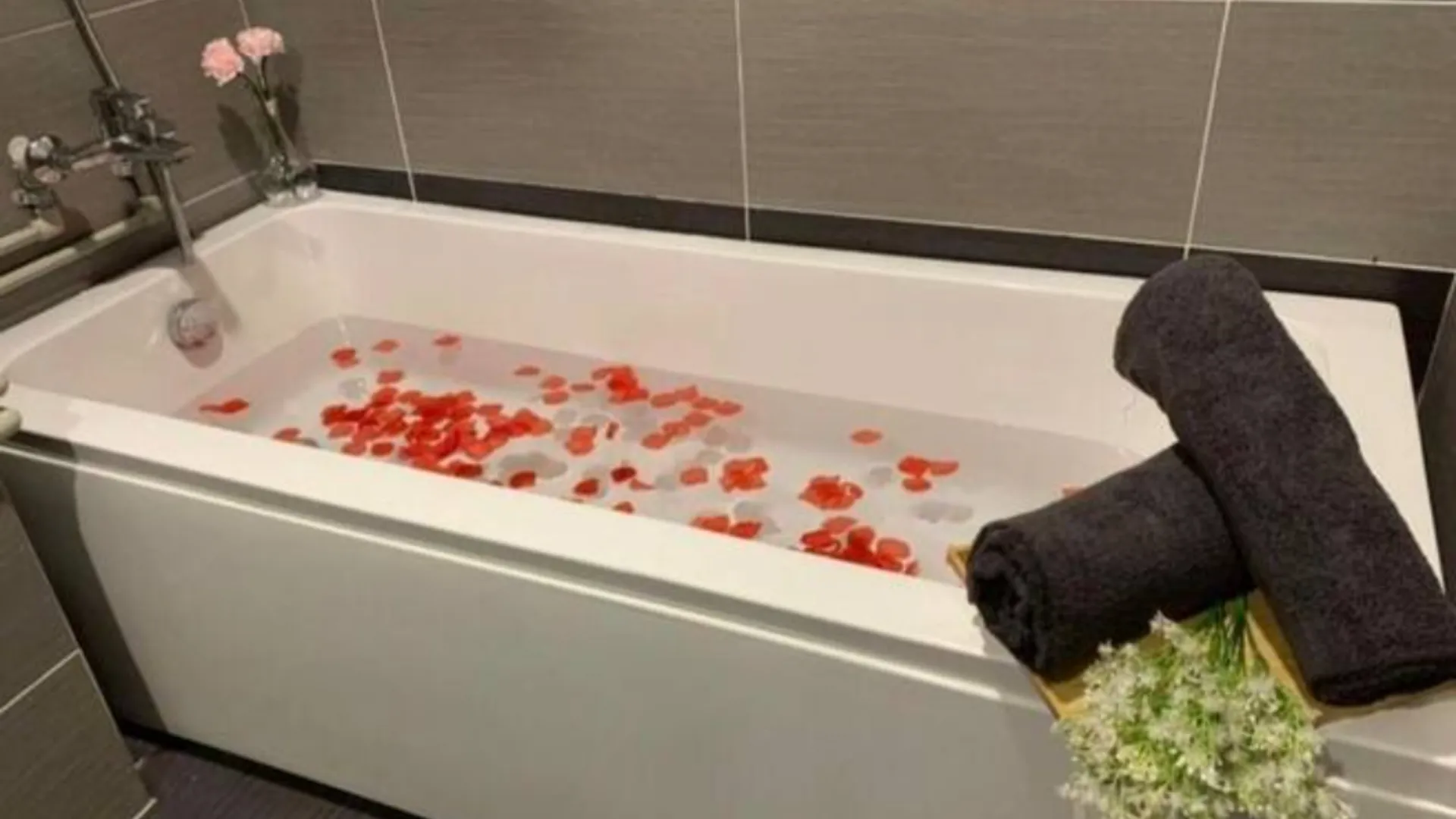 조호바루 / 조호르바루 조호바루의 프라이빗 하우스 (120m², 침실 3개, 프라이빗 욕실 2개) 3성급 싱글룸 수영장