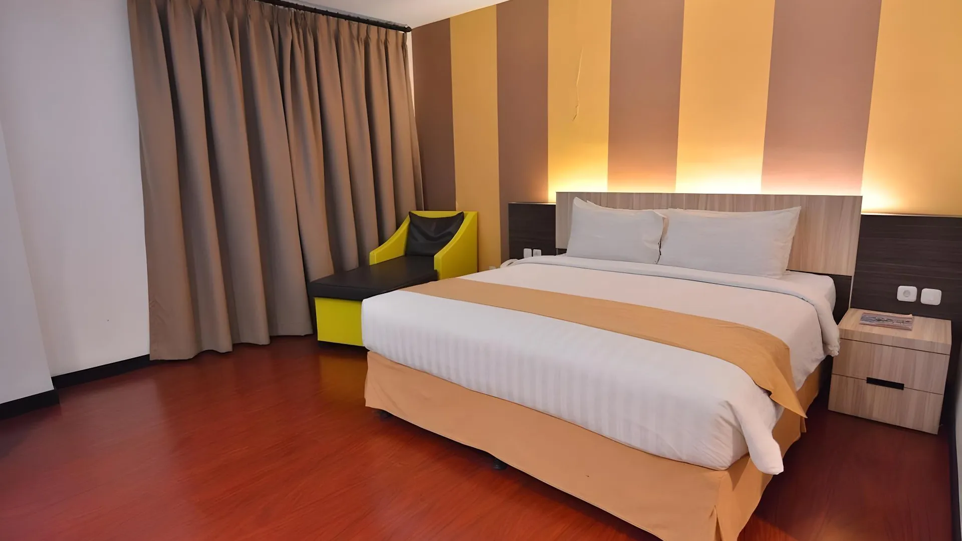 마카사르 그랜드 이마완 호텔 3성급 호텔 스위트룸